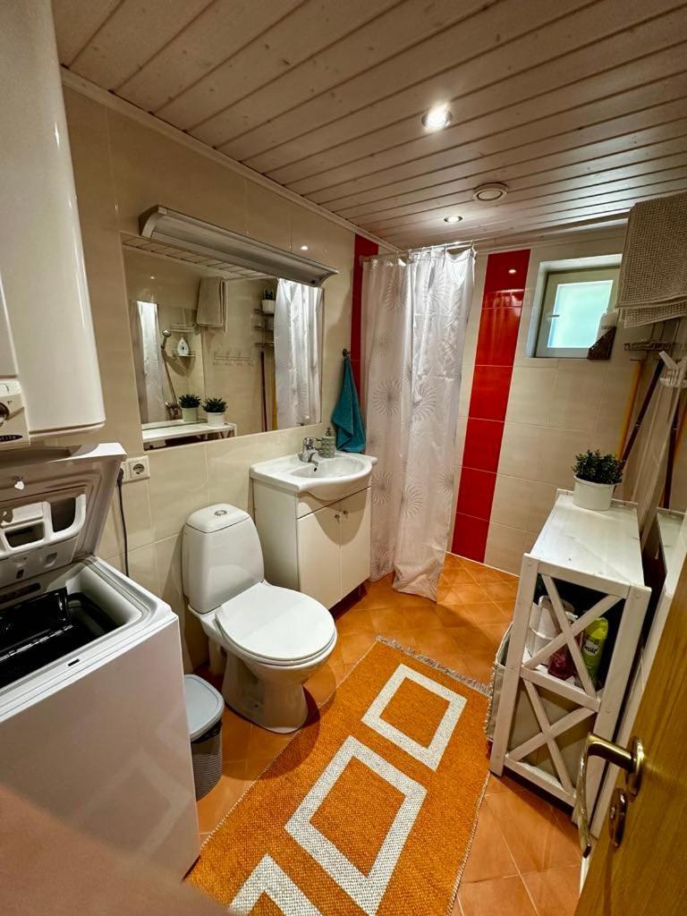 Tolli Apartment Курессааре Экстерьер фото