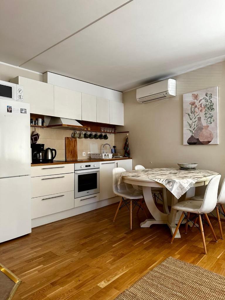 Tolli Apartment Курессааре Экстерьер фото